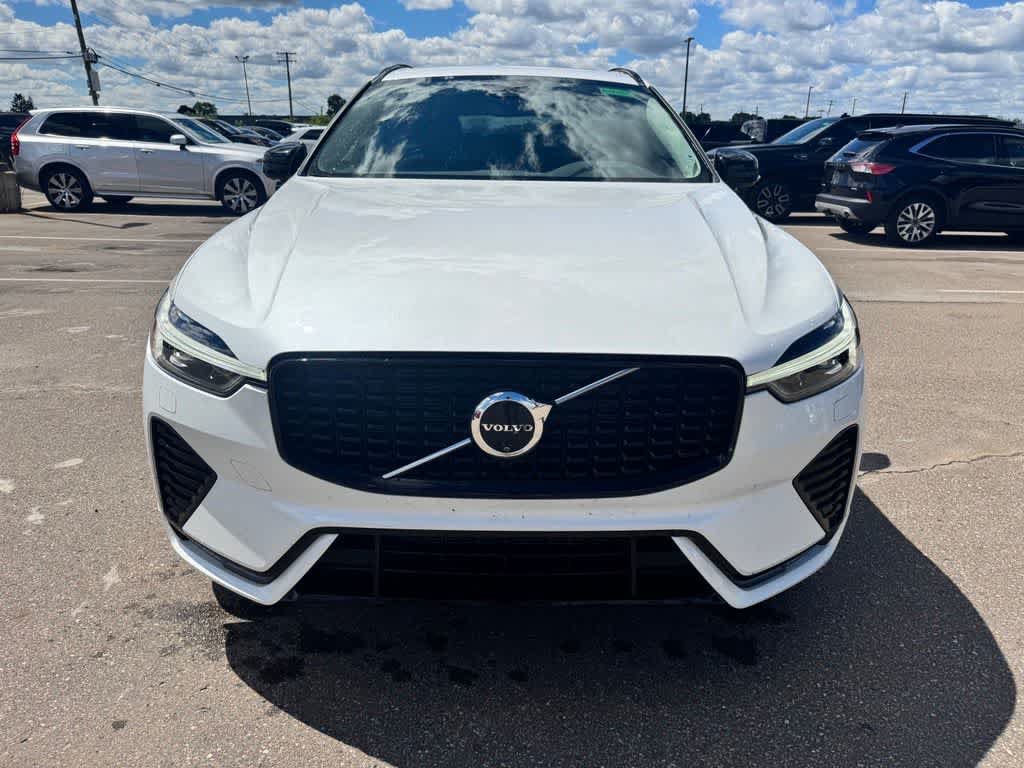 Used 2024 Volvo XC60 B5 Plus w/ Protection Package Premier AWD/4WD video 2