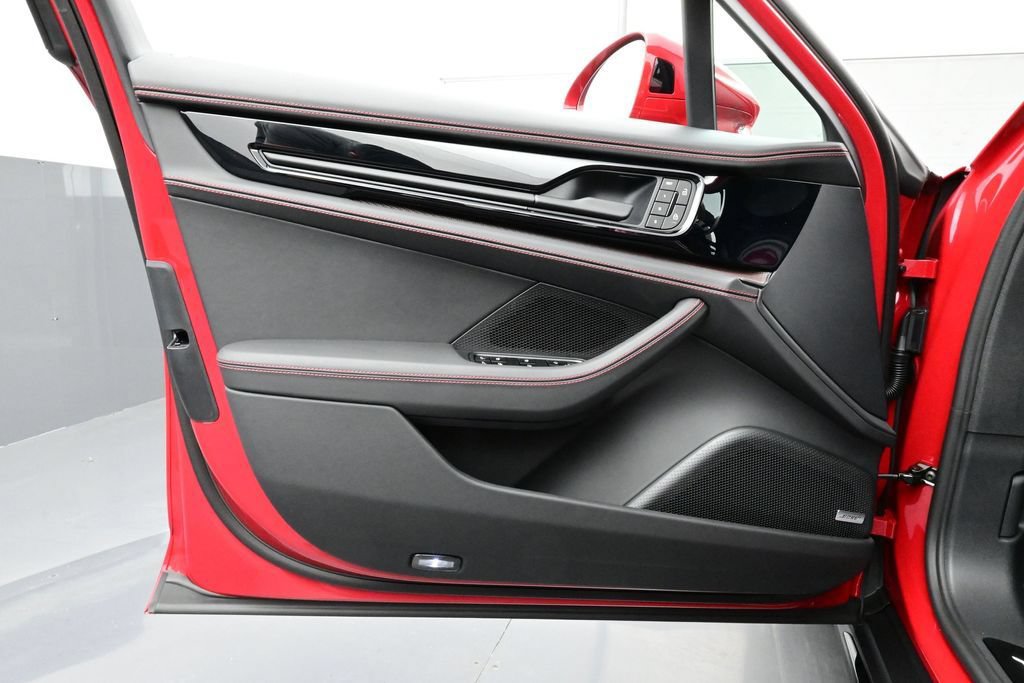New 2026 Porsche Panamera GTS AWD/4WD image 7