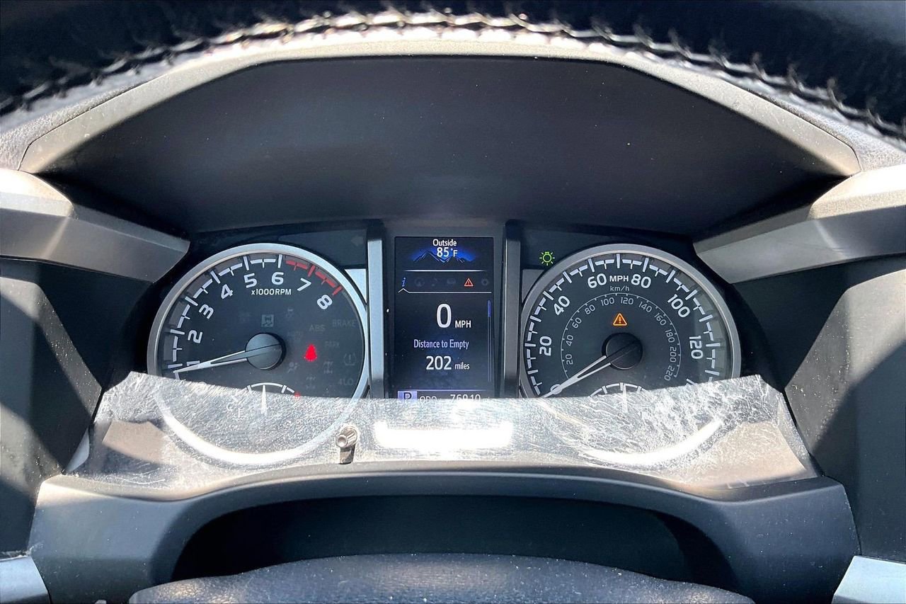 Used 2023 Toyota Tacoma SR5 RWD image 10