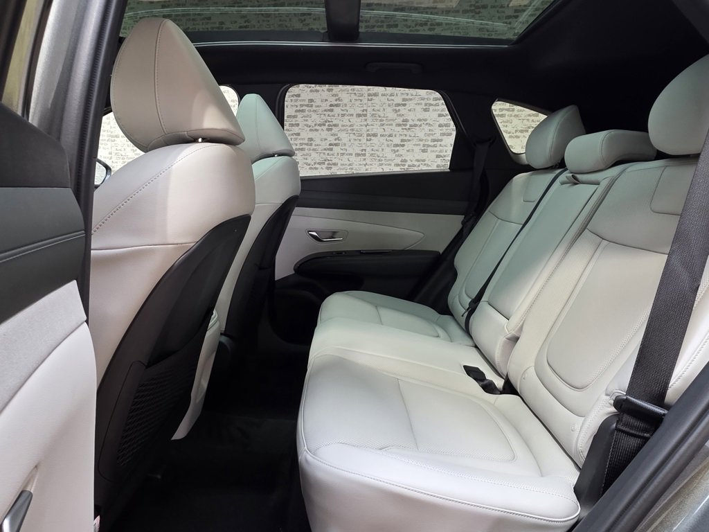 New 2026 Hyundai Tucson Limited w/ Tow & Go Package image 14