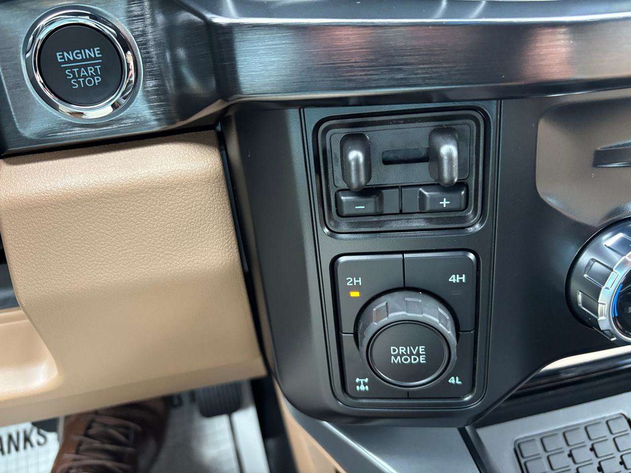 New 2026 Ford F250 Lariat AWD/4WD image 18