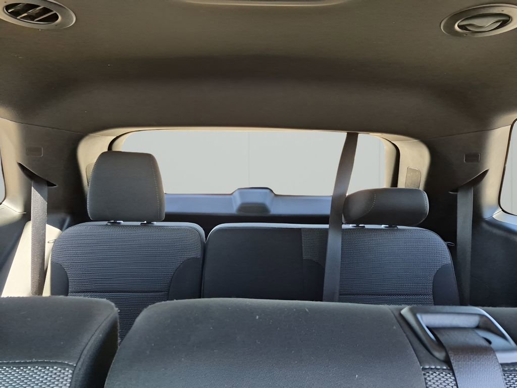 Used 2023 Chevrolet Traverse LT image 25