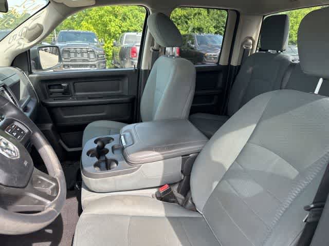 Used 2019 RAM 1500 Express w/ Express Value Package AWD/4WD image 3