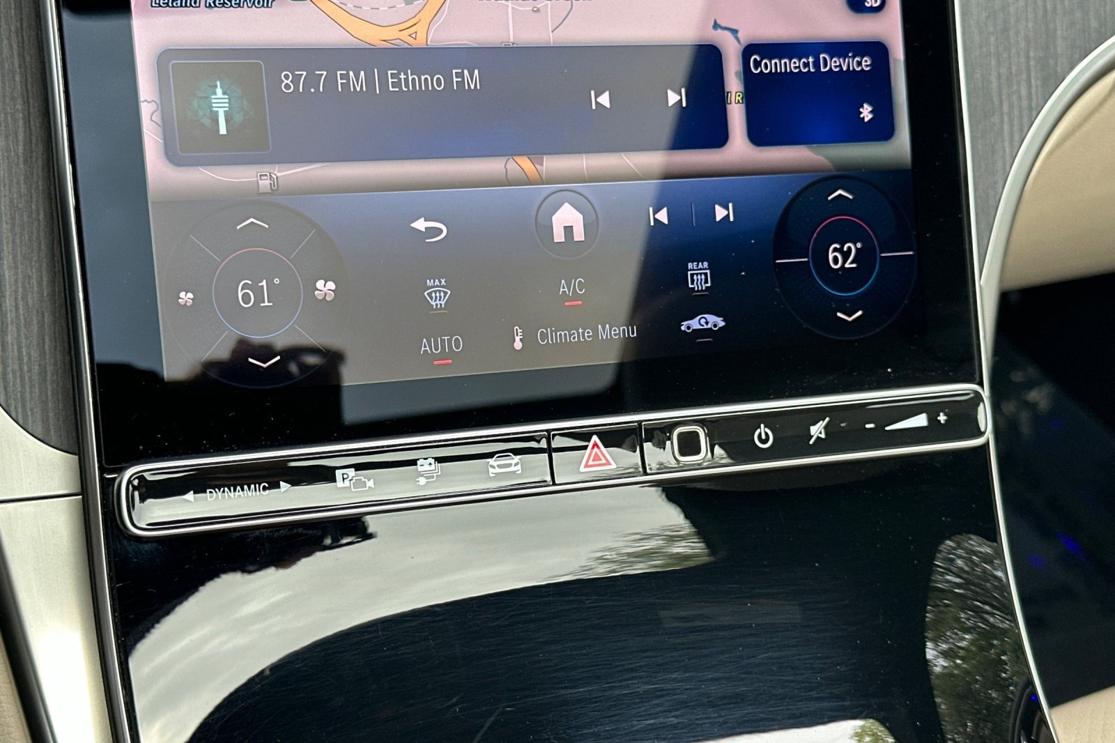 Certified 2025 Mercedes-Benz GLC 350e 4MATIC image 23