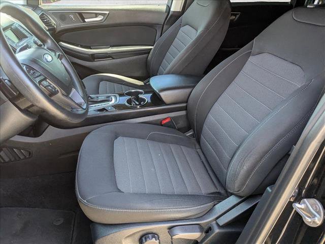 Used 2017 Ford Edge SE FWD image 14