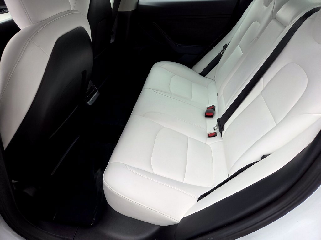 Used 2023 Tesla Model 3 Standard Range RWD image 15