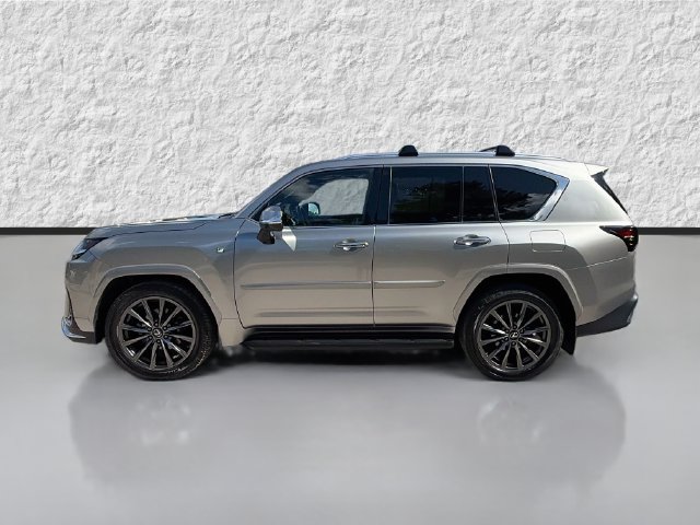 Used 2023 Lexus LX 600 F Sport w/ Accessory Package (A2) AWD/4WD image 6