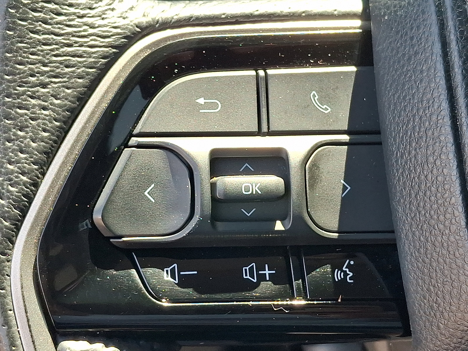 Used 2024 Toyota Tundra SR5 w/ TRD Off-Road Package AWD/4WD image 21