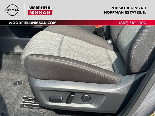 Certified 2026 Nissan Rogue SV AWD/4WD image 23