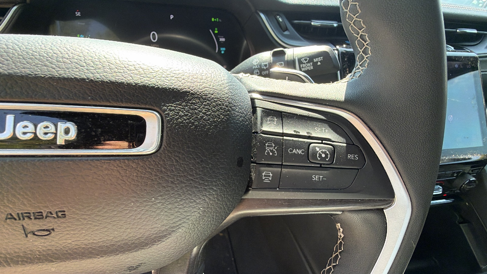 Used 2024 Jeep Grand Cherokee Limited 4xe AWD/4WD image 28