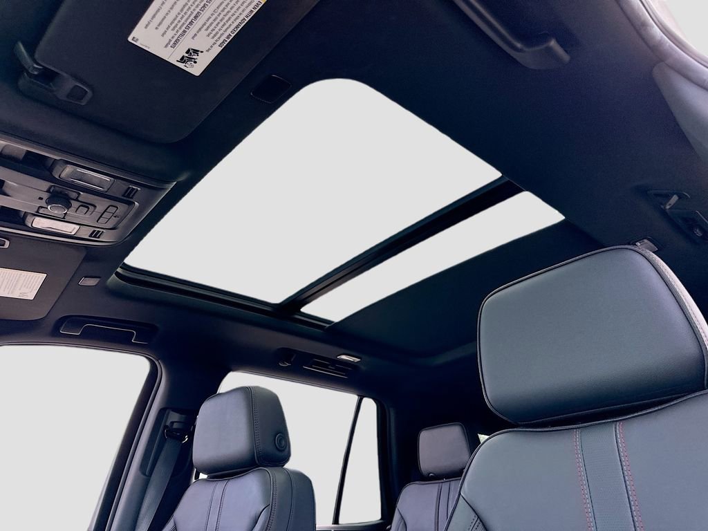 Used 2024 Chevrolet Tahoe RST w/ Luxury Package image 23