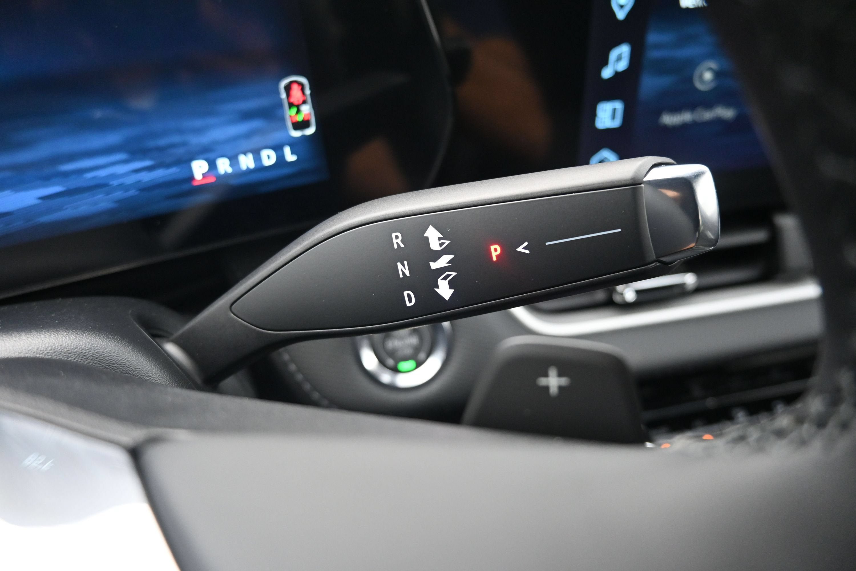 New 2027 Chevrolet Equinox LT w/ Convenience Package II FWD image 20