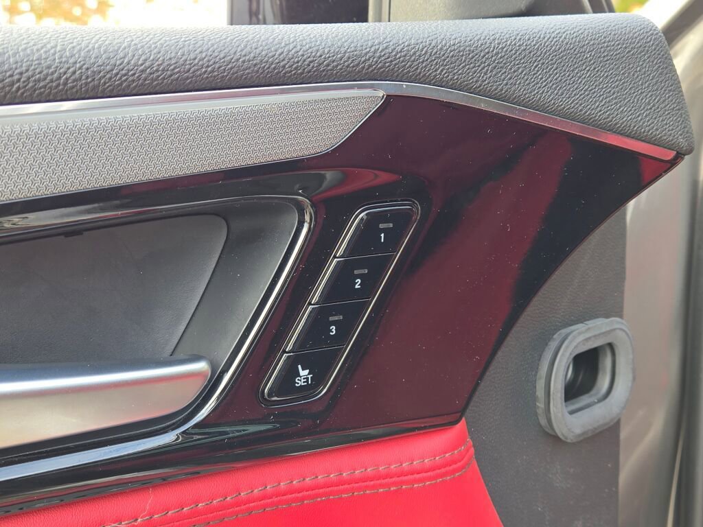 Used 2025 Acura MDX A-Spec image 31