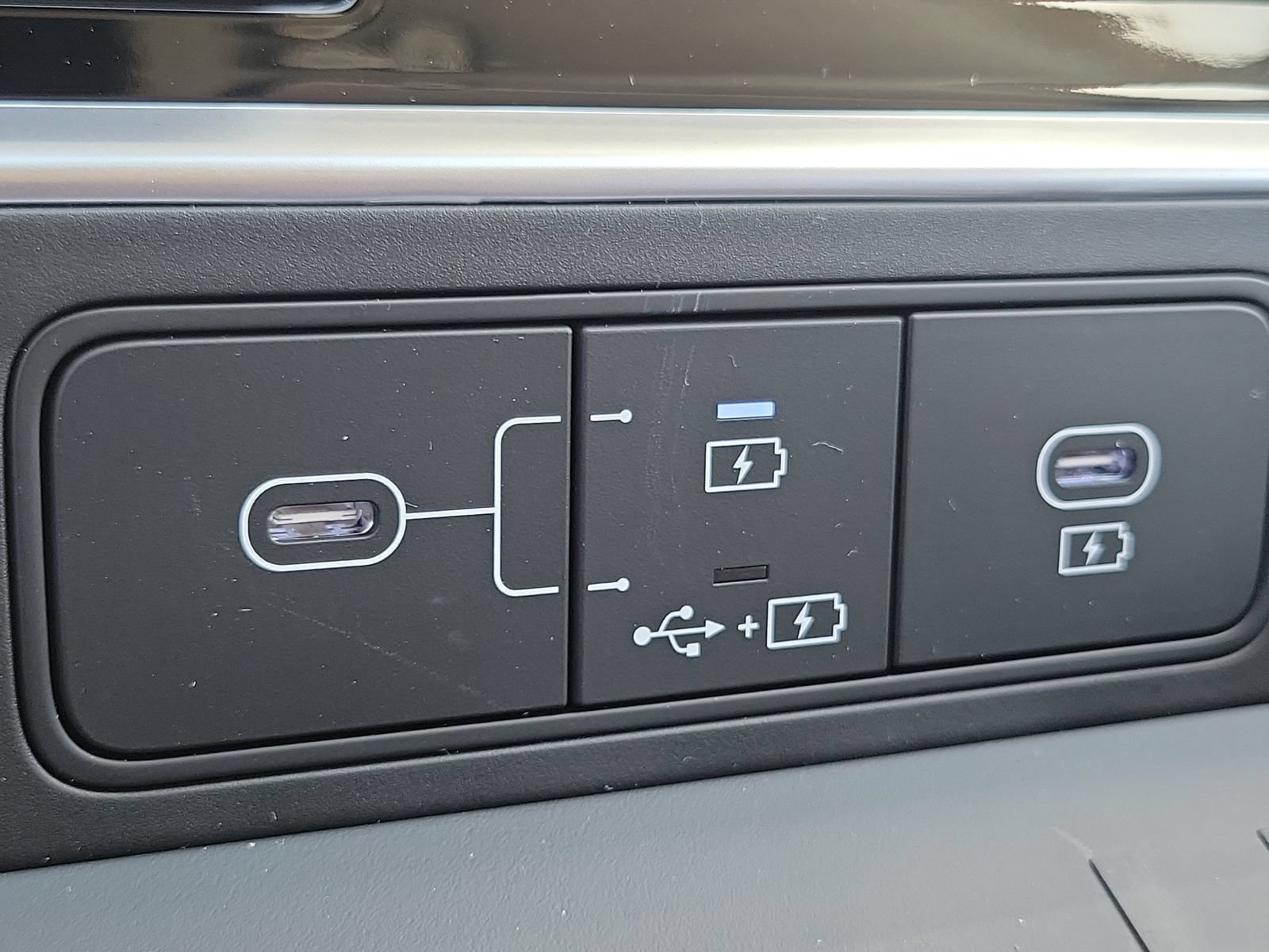 New 2026 Hyundai Santa Fe SE FWD image 15