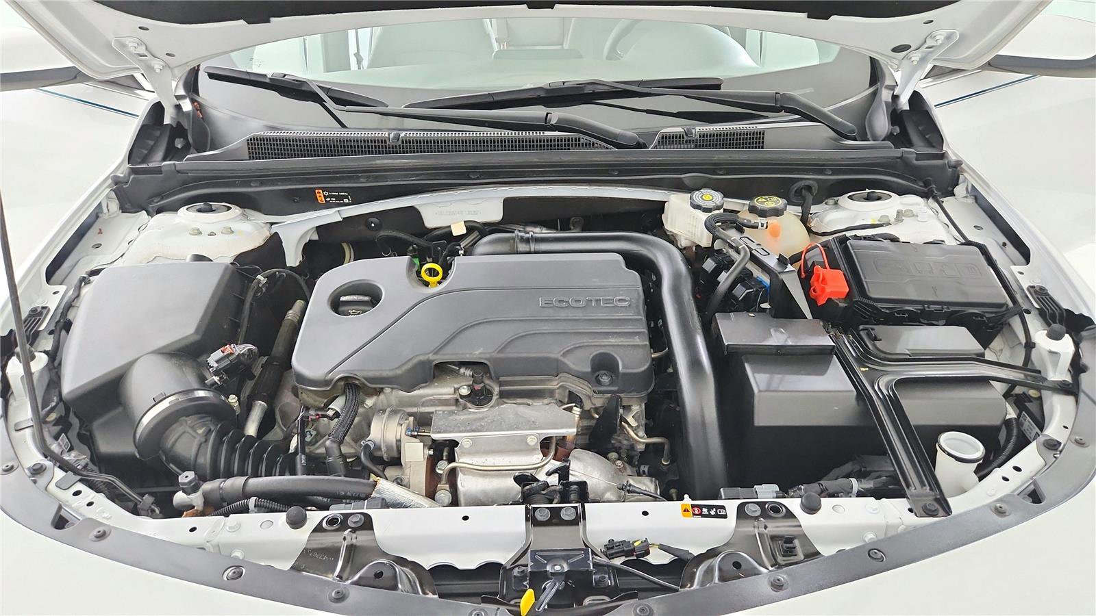 Used 2024 Chevrolet Malibu LT FWD image 28