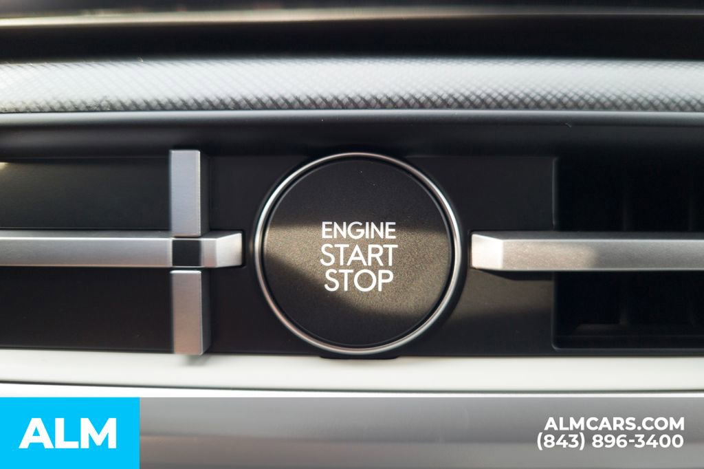 Used 2024 Hyundai Santa Fe SE image 26