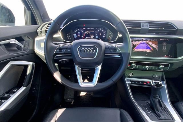 Certified 2025 Audi Q3 2.0T Premium w/ Convenience Package image 5