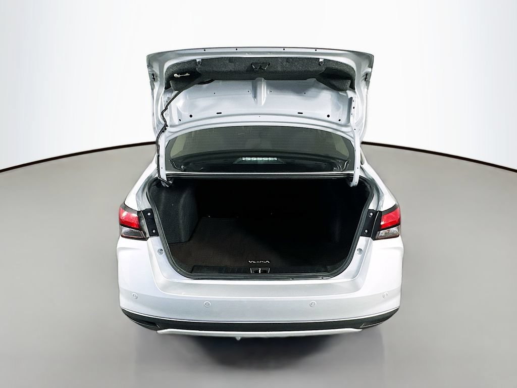 Used 2023 Nissan Versa SV FWD image 28