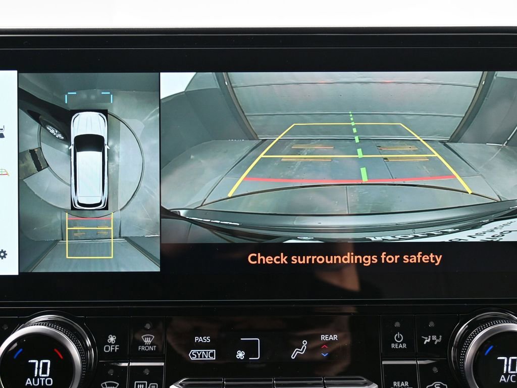 Used 2025 Toyota Highlander Limited image 24