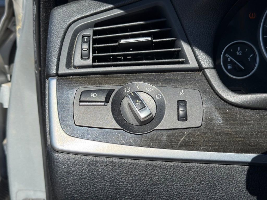 Used 2012 BMW 528i xDrive Sedan image 18