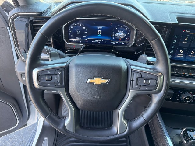 Used 2023 Chevrolet Silverado 1500 LTZ w/ LTZ Premium Package AWD/4WD image 16