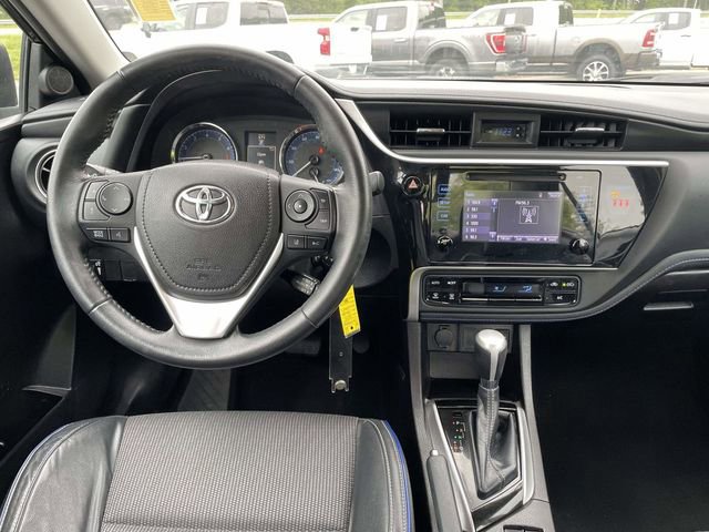 Used 2018 Toyota Corolla SE FWD image 15