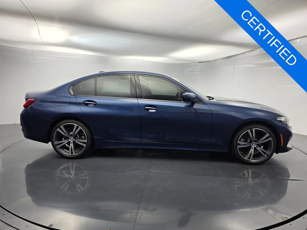 Certified 2023 BMW 330i Sedan w/ Premium Package RWD image 3