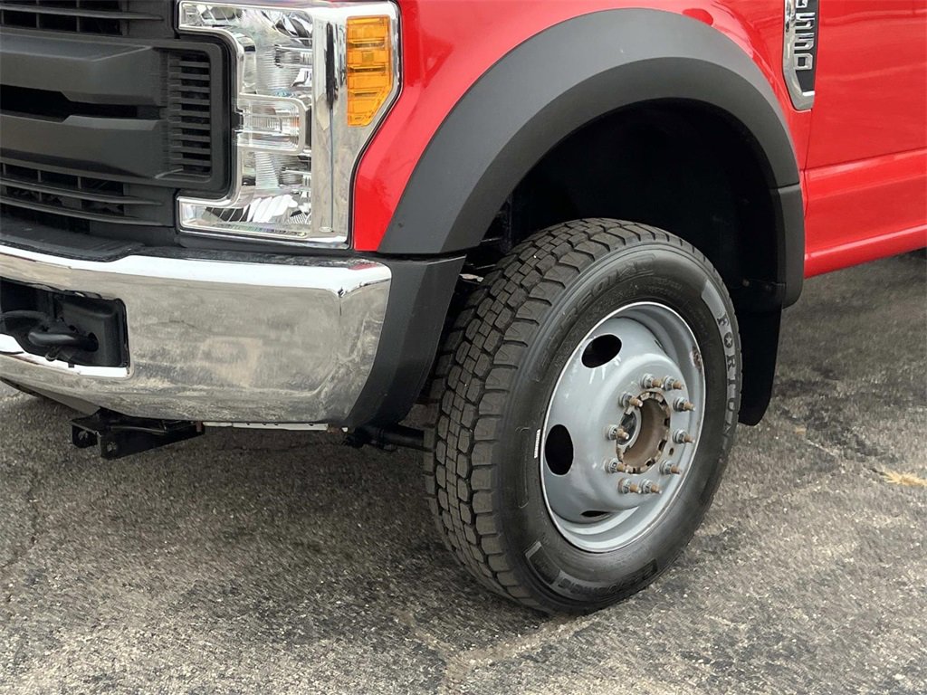 Used 2017 Ford F550 4x4 Regular Cab Super Duty image 9