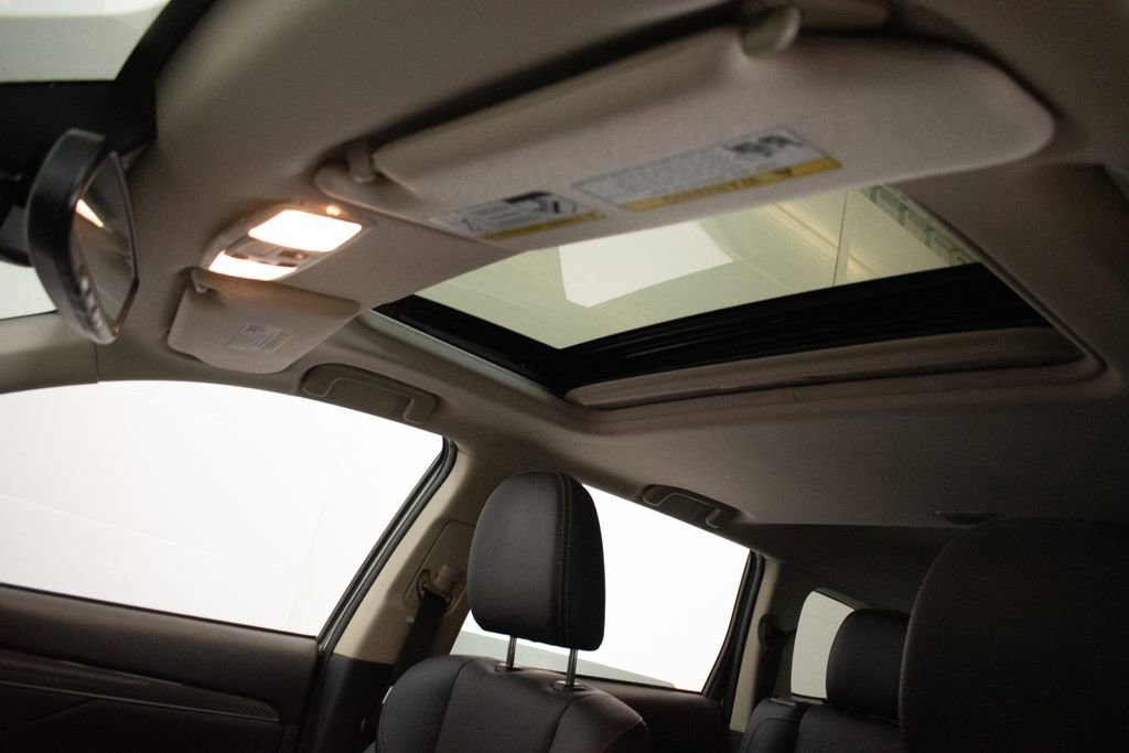 Used 2019 Mitsubishi Outlander AWD image 21