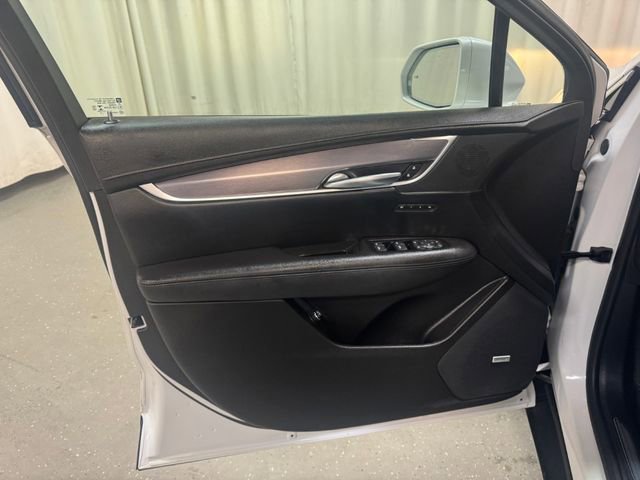 Used 2019 Cadillac XT5 Luxury image 11