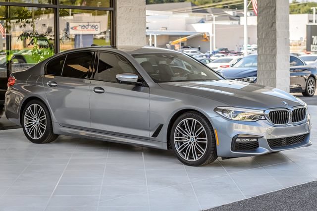 Used 2018 BMW 540i w/ M Sport Package RWD image 4