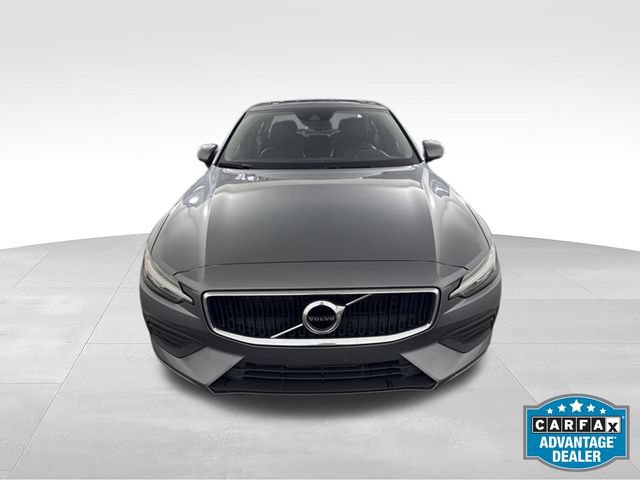 Used 2019 Volvo S60 T6 Momentum w/ Multimedia Package AWD/4WD image 2