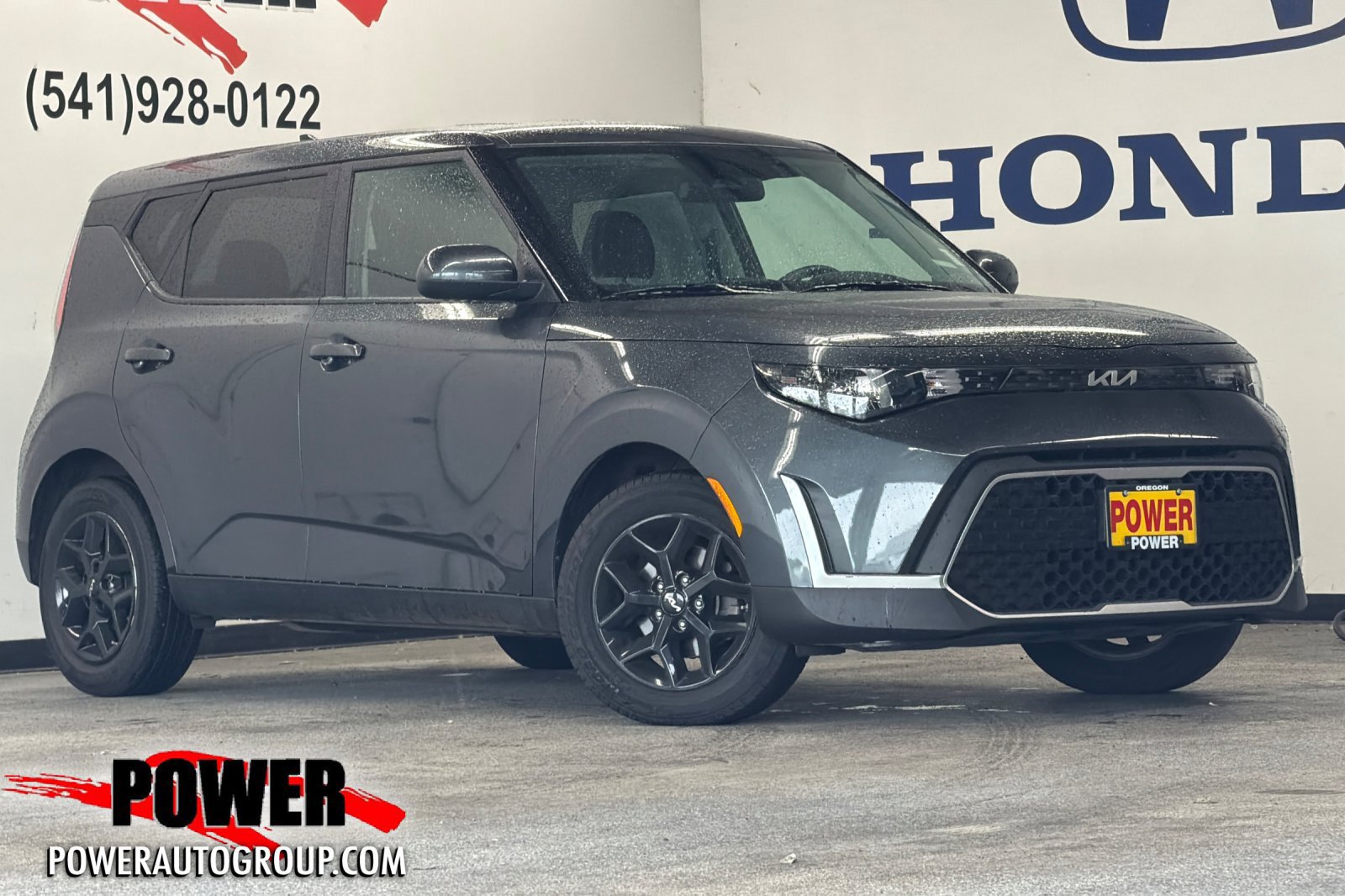 Used 2023 Kia Soul LX w/ LX Technology Package FWD image 1