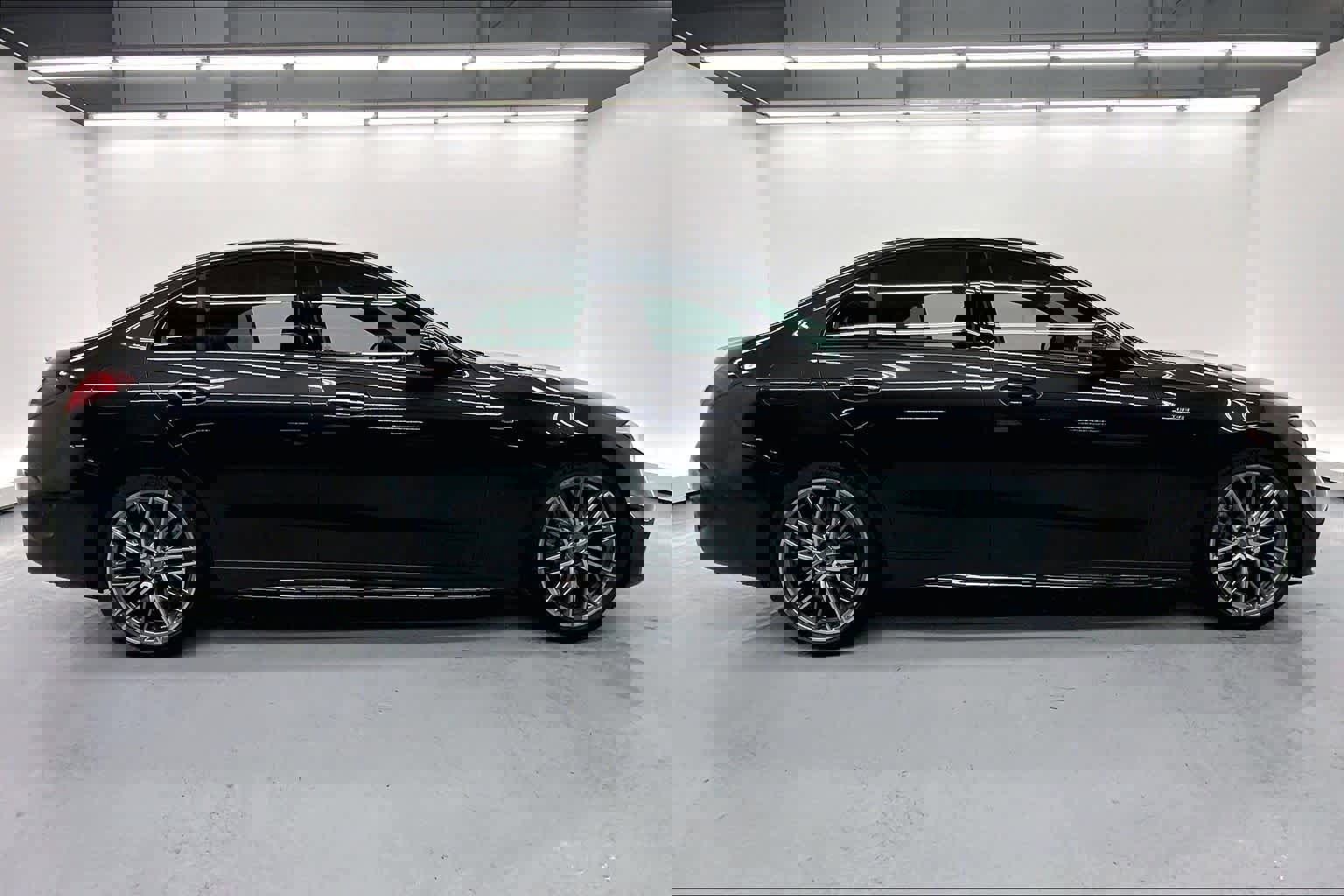 Used 2023 Mercedes-Benz C 43 AMG 4MATIC Sedan image 5