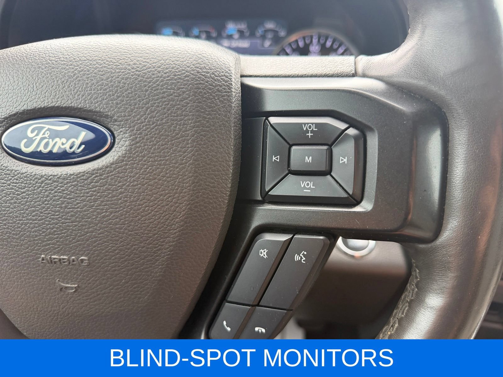 Used 2018 Ford Expedition Limited w/ Equipment Group 301A AWD/4WD image 23