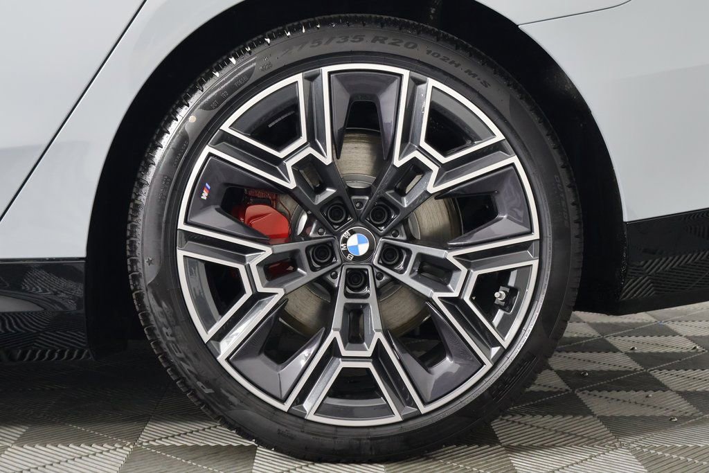 New 2026 BMW i5 eDrive40 w/ Executive Package image 10