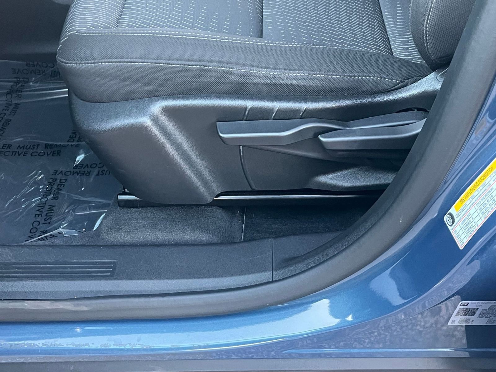 Used 2025 Chevrolet Equinox LT image 23