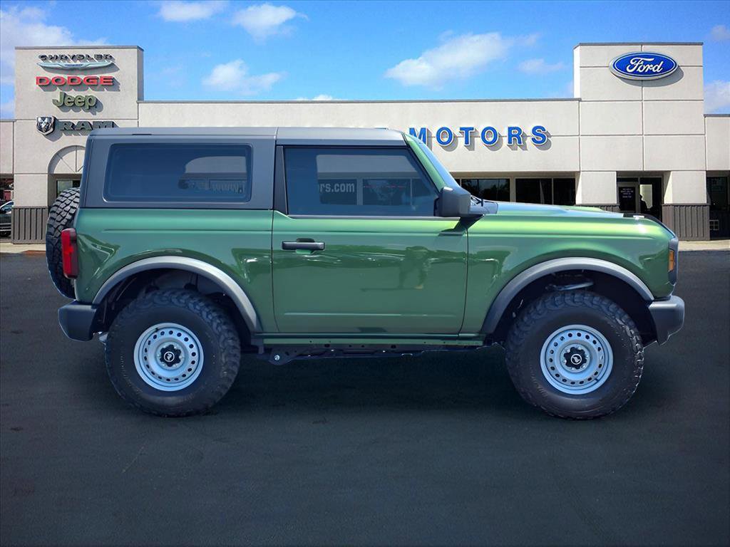 Certified 2022 Ford Bronco 2-Door image 1