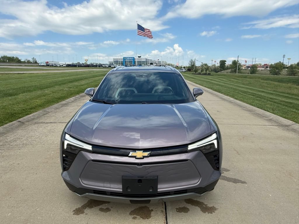 Used 2024 Chevrolet Blazer EV LT AWD/4WD image 11