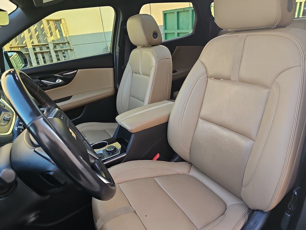 Used 2021 Chevrolet Blazer Premier w/ Driver Confidence II Package FWD image 12