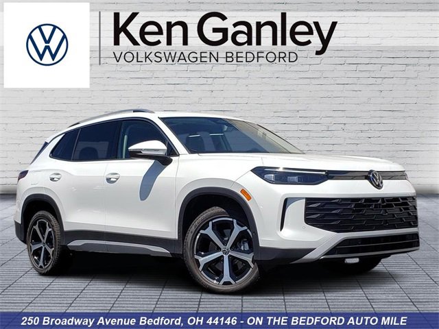 New 2025 Volkswagen Tiguan SE