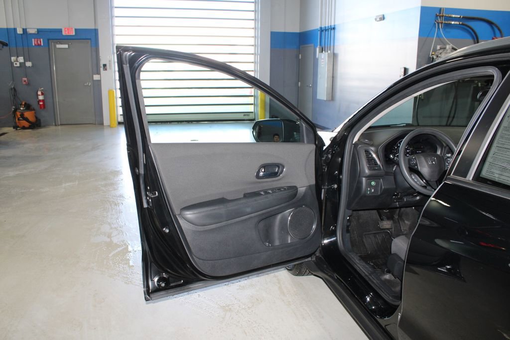 Used 2020 Honda HR-V EX image 7