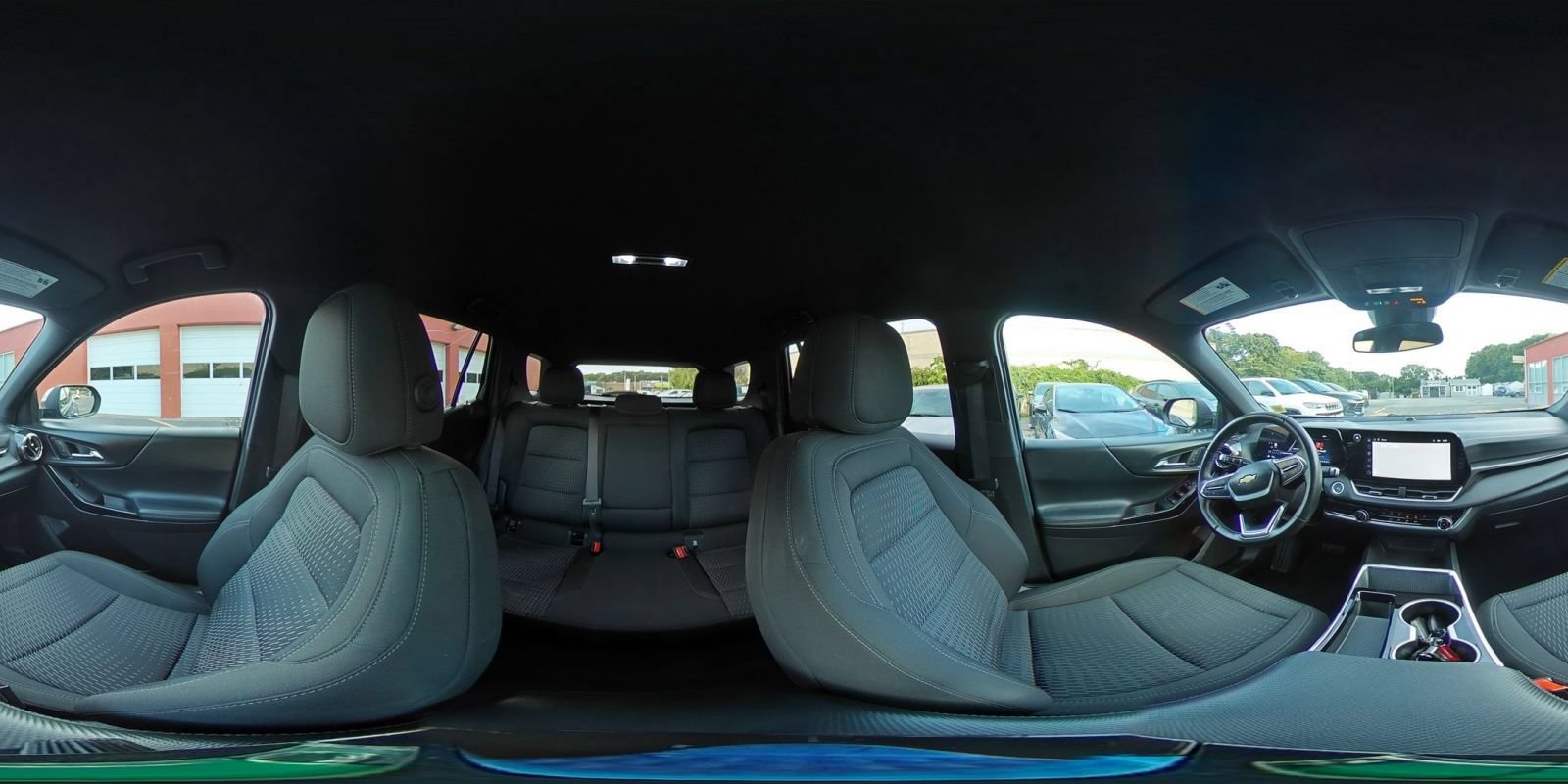 Used 2025 Chevrolet Equinox LT FWD image 42