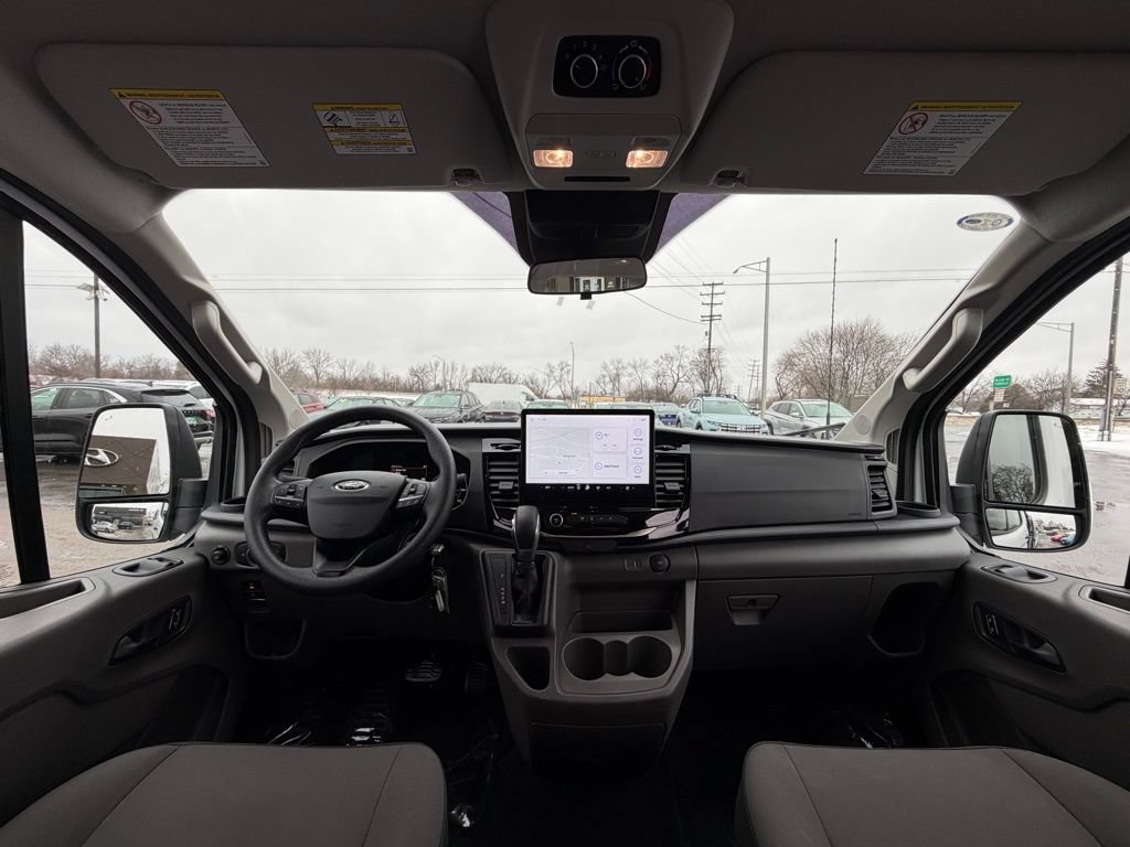 Used 2023 Ford Transit 350 XLT RWD image 8