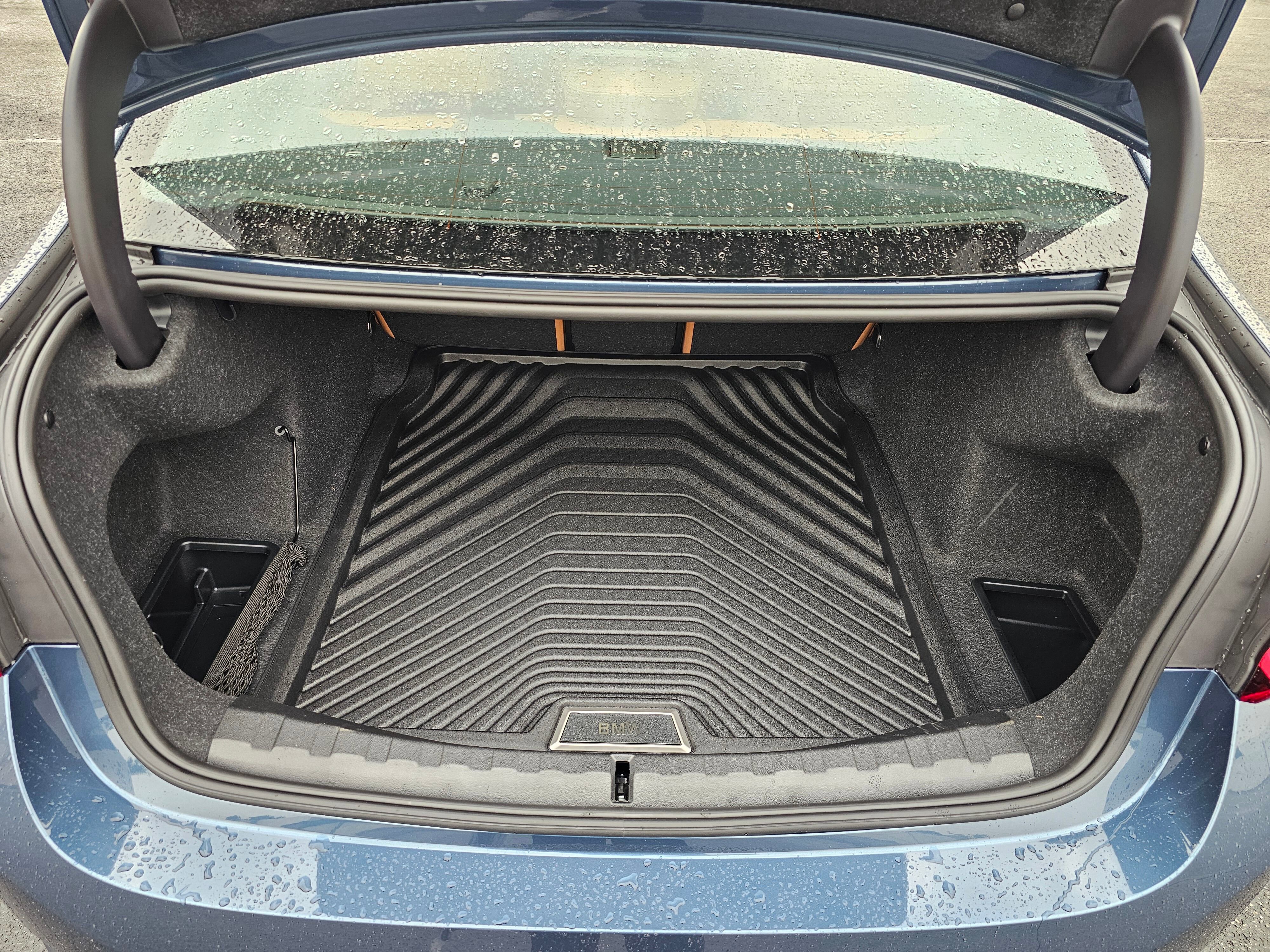 New 2025 BMW 330i xDrive Sedan w/ Premium Package image 7