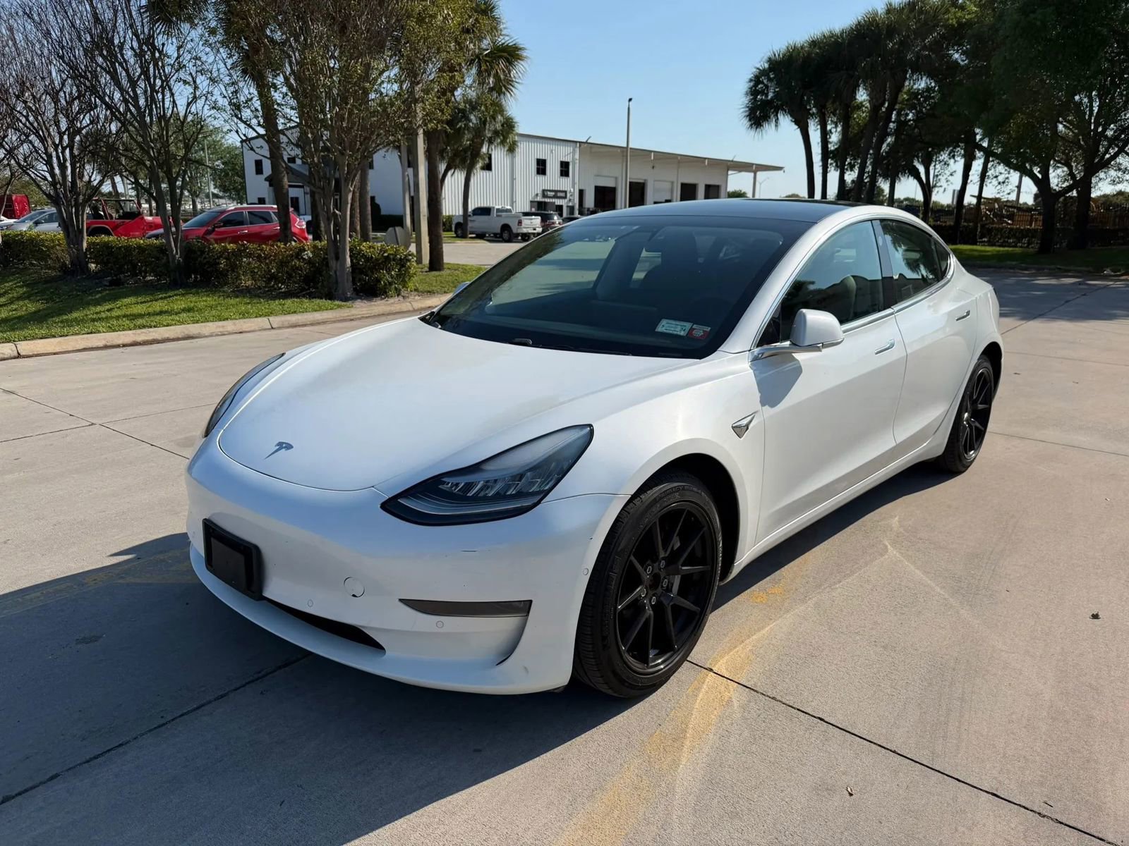 Used 2019 Tesla Model 3 Long Range image 1