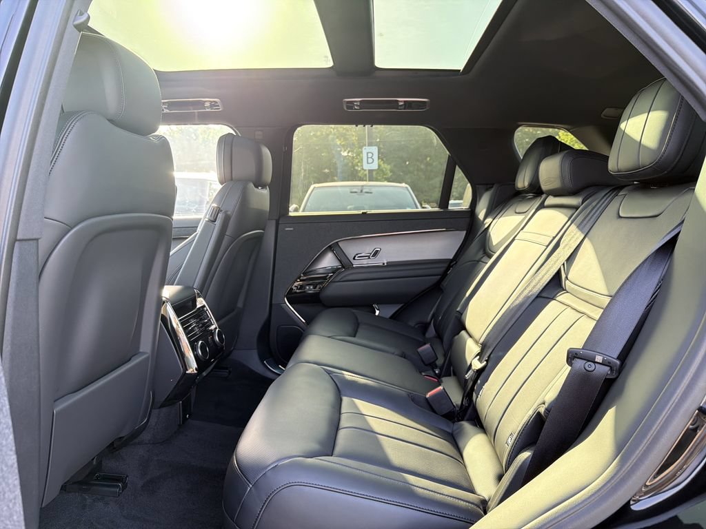 New 2026 Land Rover Range Rover Sport SE AWD/4WD image 5