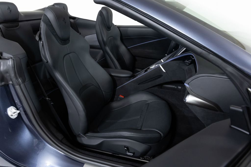 Used 2024 Ferrari Roma Spider RWD image 42