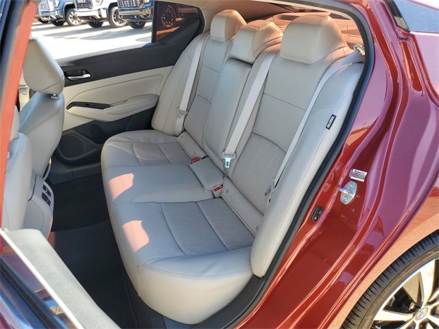 Used 2022 Nissan Altima 2.5 Platinum image 26