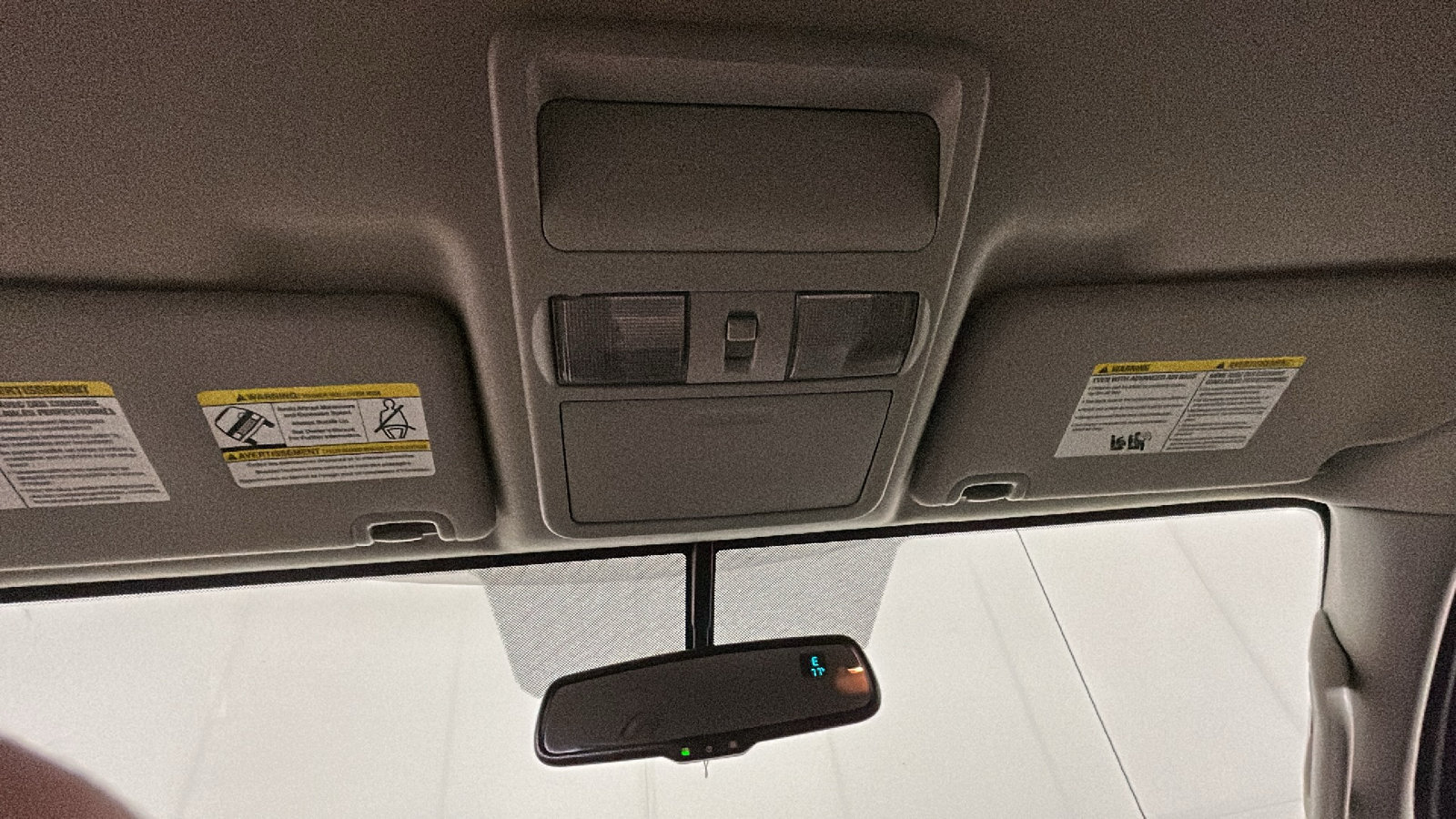 Used 2020 Nissan Frontier SV w/ Midnight Edition Floor Mats AWD/4WD image 30